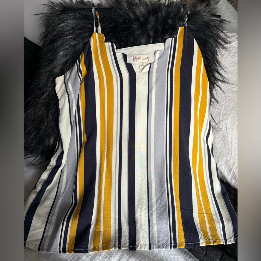 Stripe tank